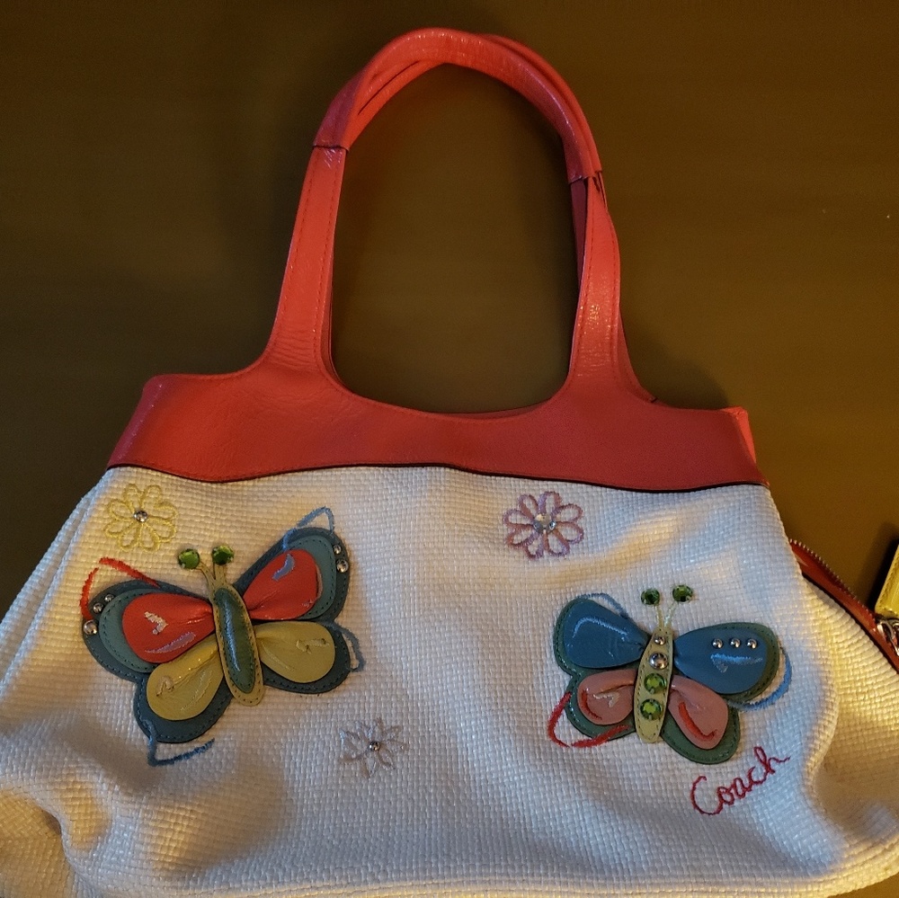 BEAUTIFUL NEW COACH BAG
